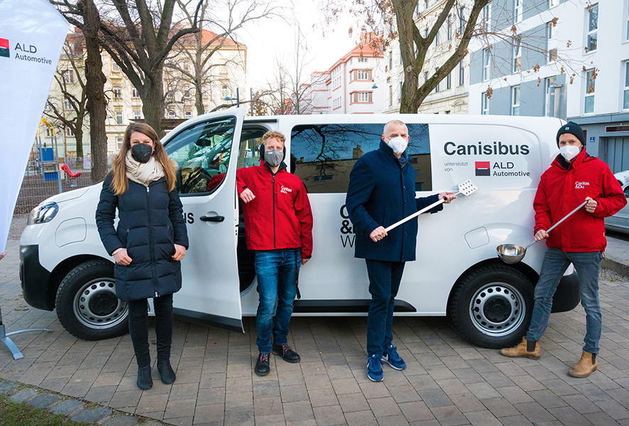 ALD unterstützt Caritas mit neuem, vollelektrischem Canisibus